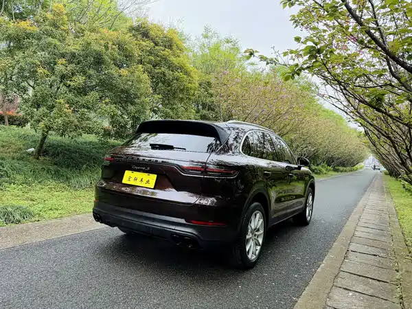 Porsche Cayenne 2019