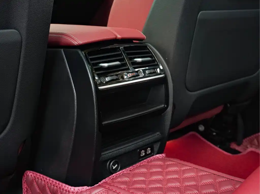 BMW 5 Series 2021 — фото 15