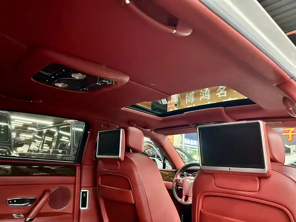 Bentley Flying Spur 2016 — фото 11