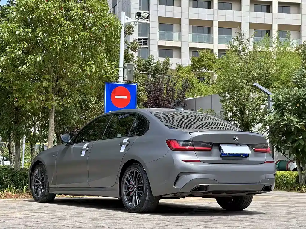 BMW 3 Series 2020