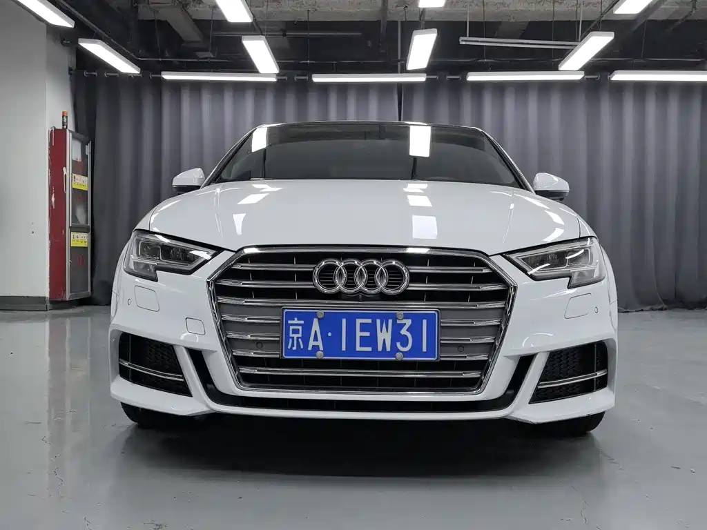 Audi A3 2020 — фото 2
