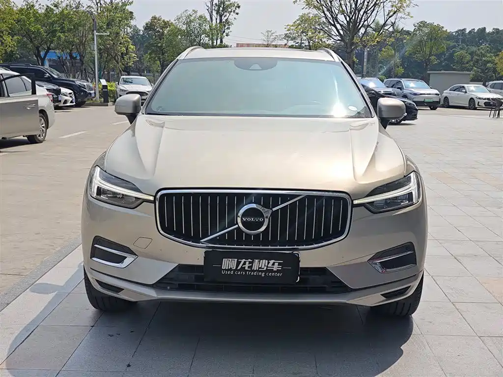 Volvo XC60 2021 — фото 2