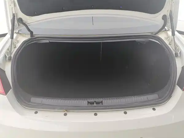 Roewe 550 2012