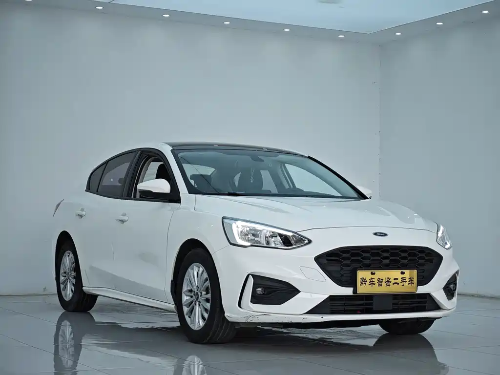 Ford Focus 2020 — фото 3