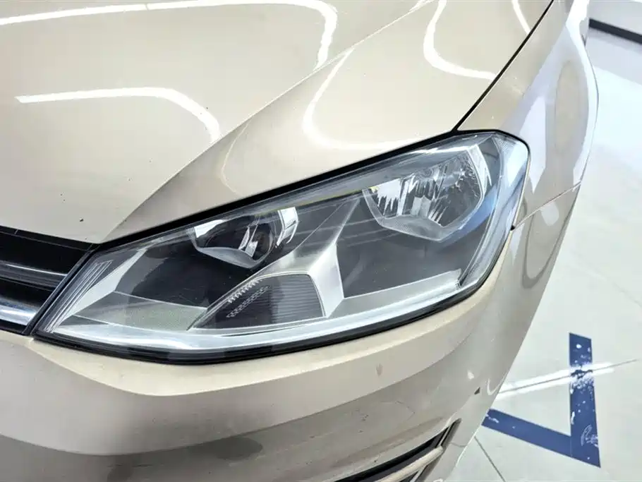 Volkswagen Golf 2014