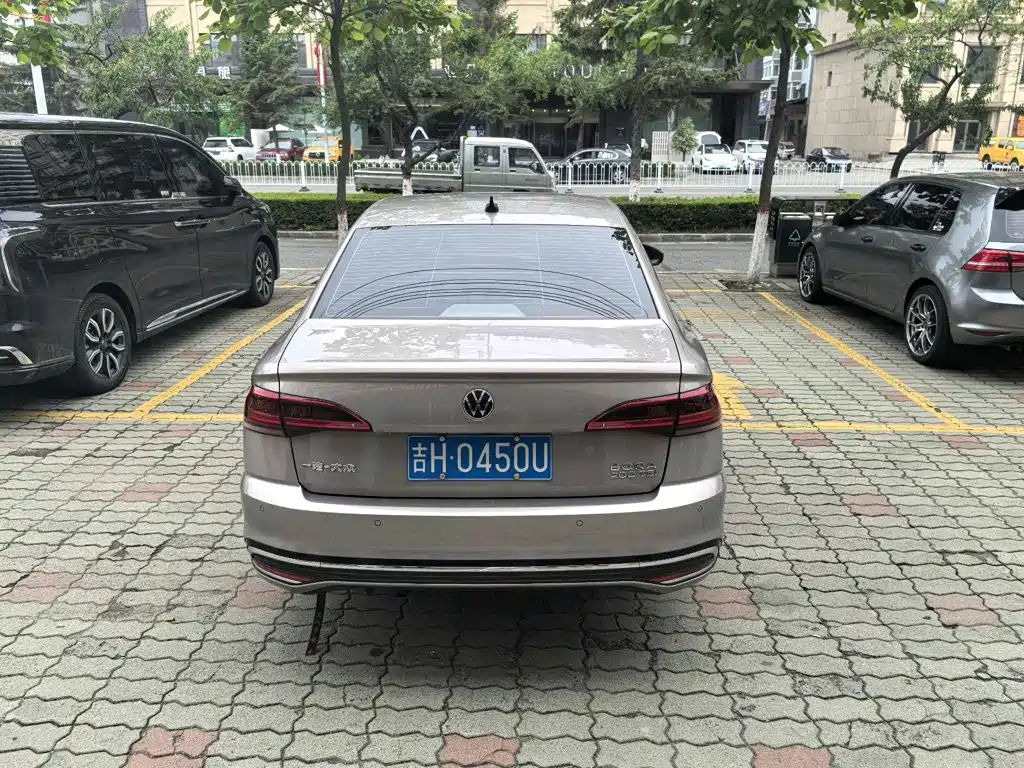 Volkswagen Bora 2023