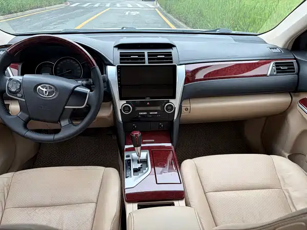 Toyota Camry 2013
