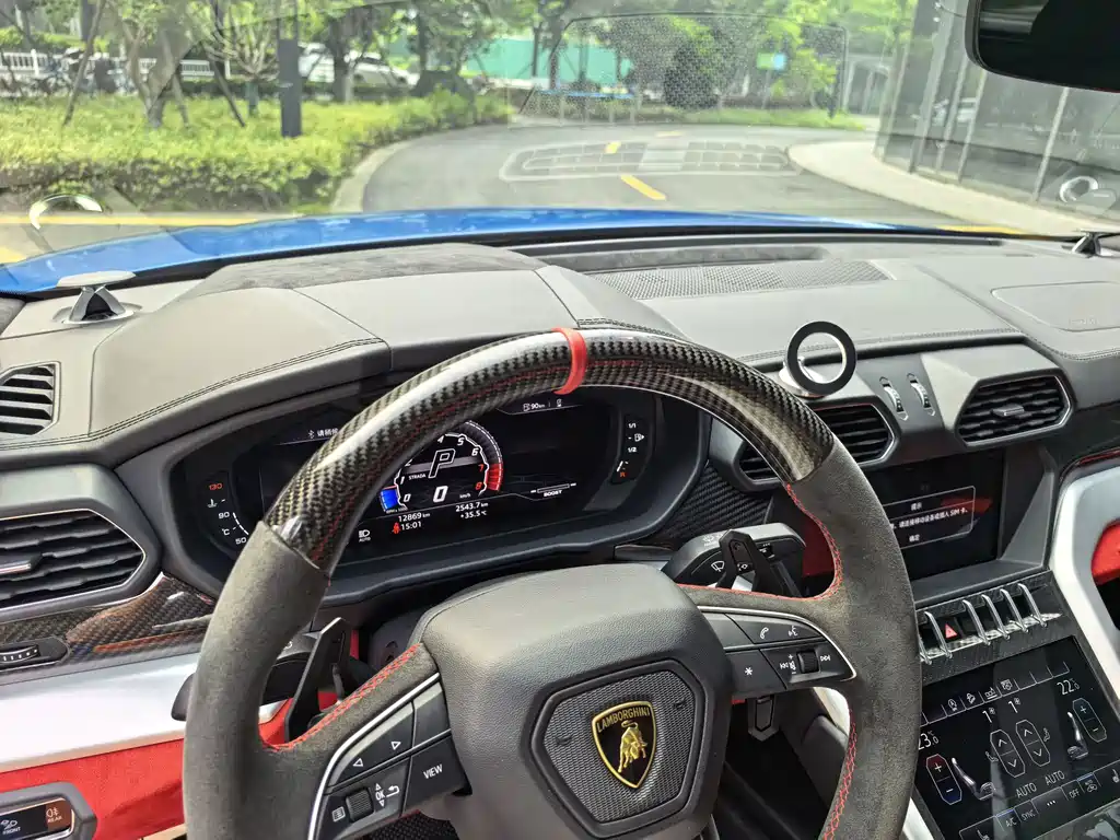 Lamborghini Urus 2019