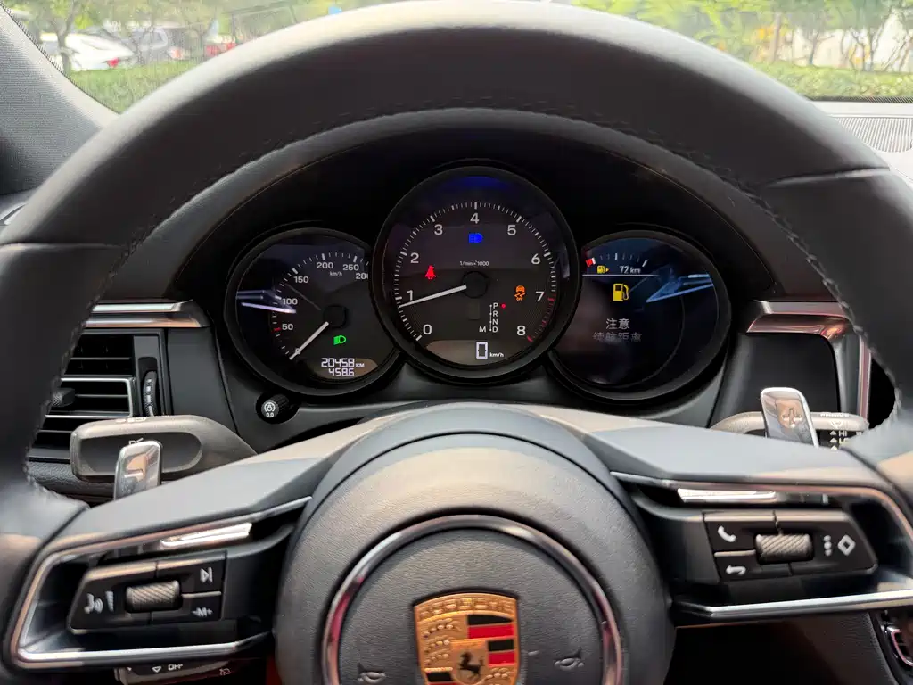 Porsche Macan 2023