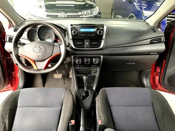 Toyota Yaris L 2016
