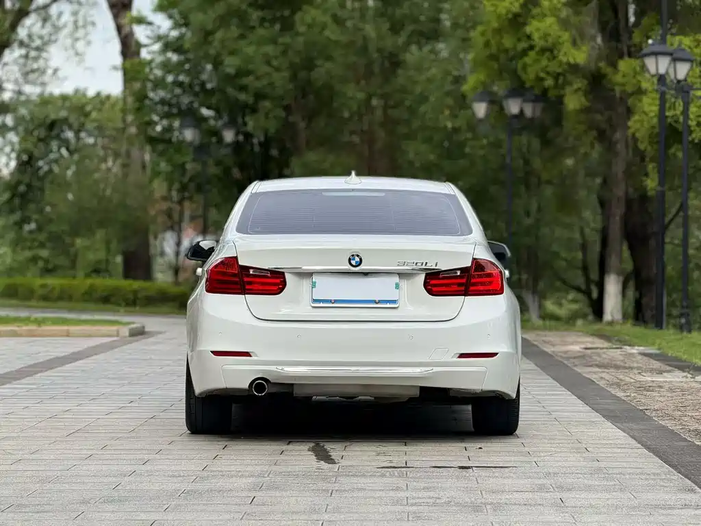 BMW 3 Series 2015 — фото 9