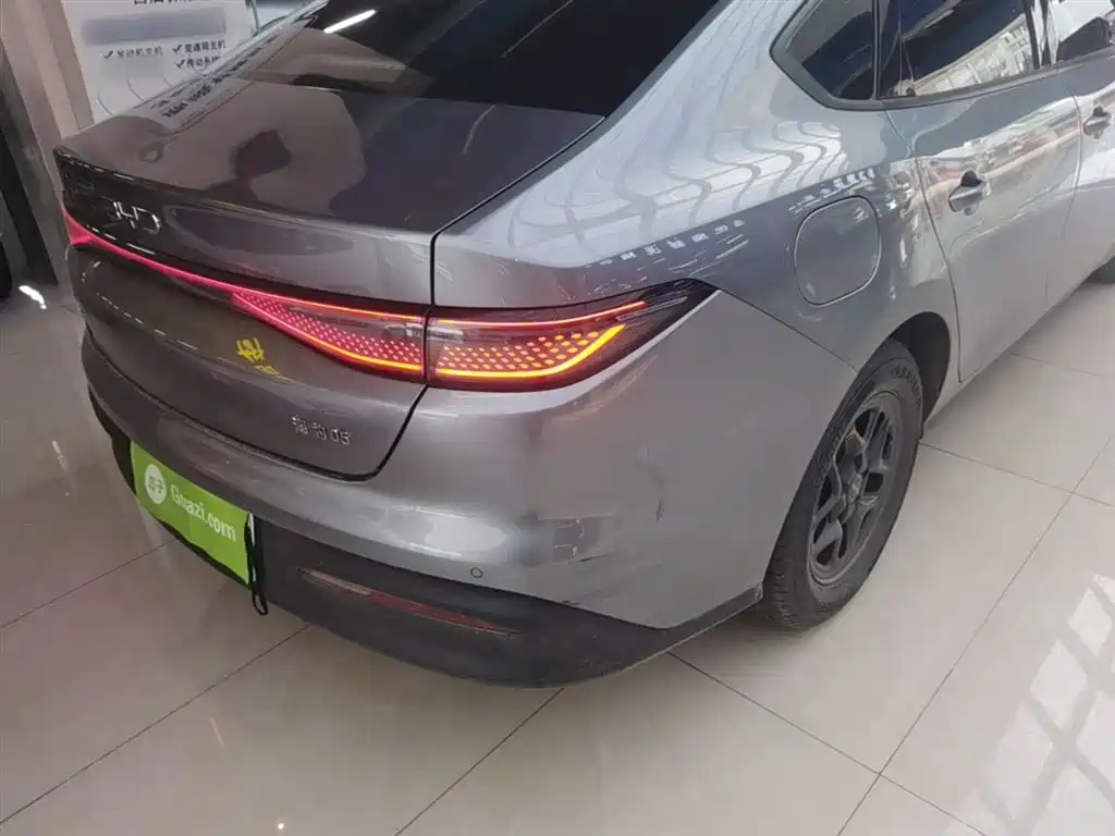 BYD Seal 05 DM-i 2025 — фото 8