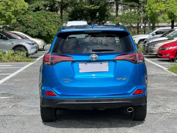 Toyota RAV4 2017