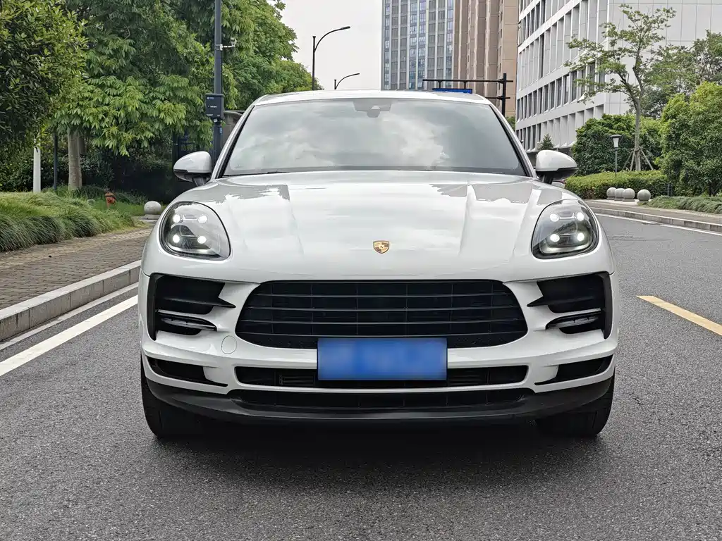 Porsche Macan 2021 — фото 2