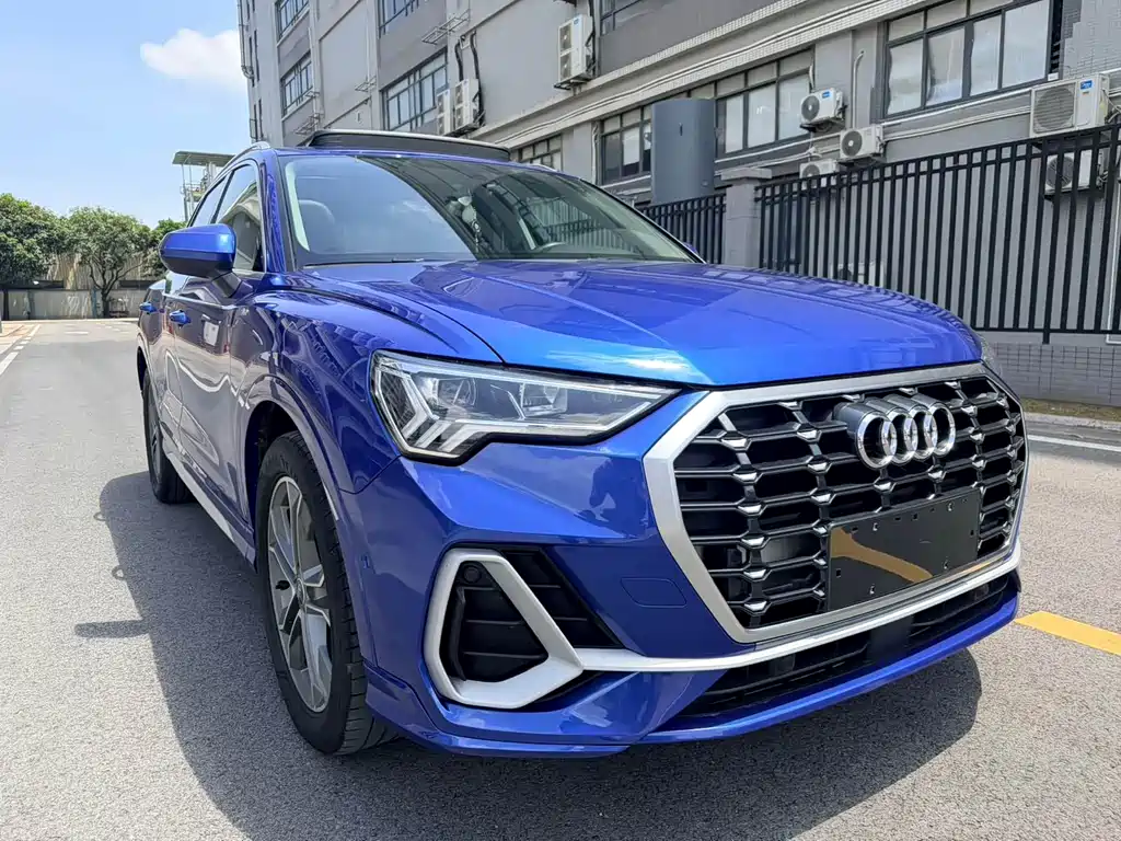 Audi Q3 2022 — фото 3