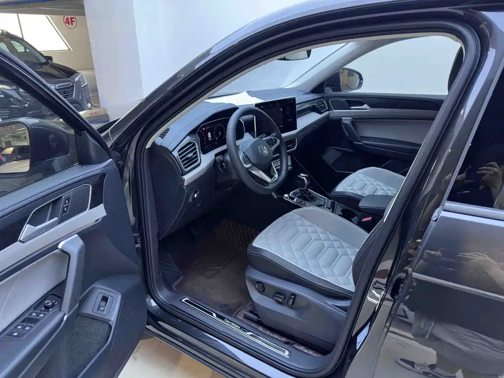 Volkswagen Tayron 2023