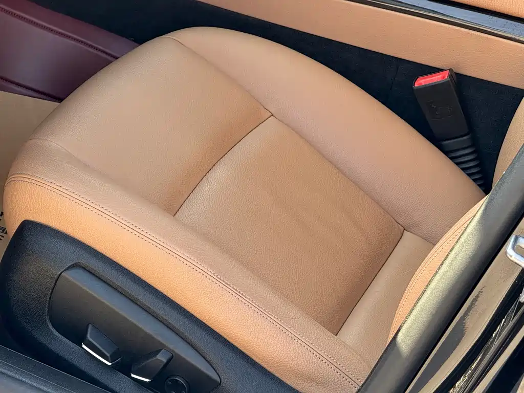 BMW 7 Series 2015 — фото 17