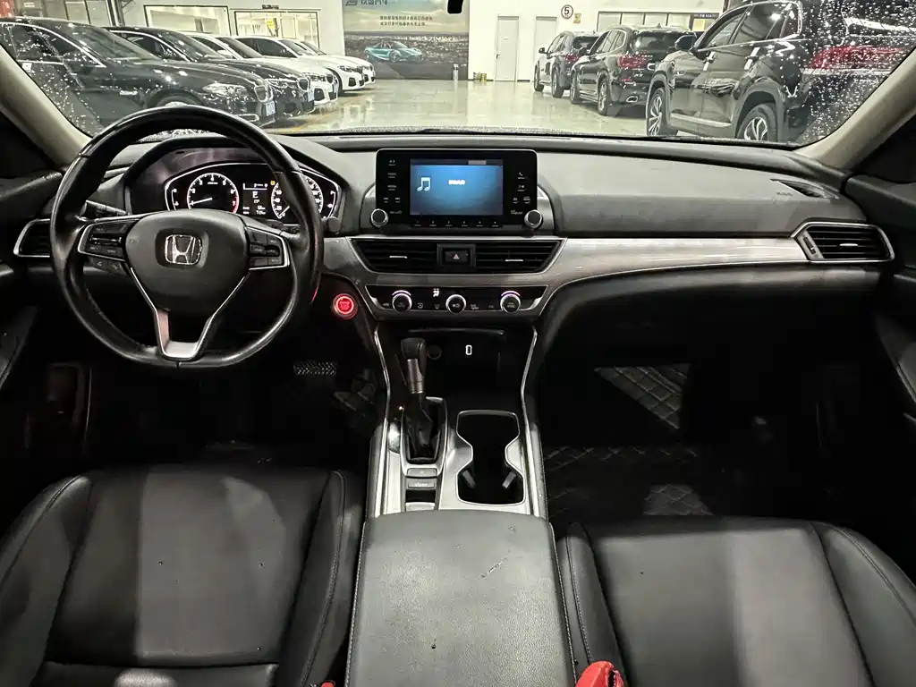 Honda Accord 2021 — фото 4