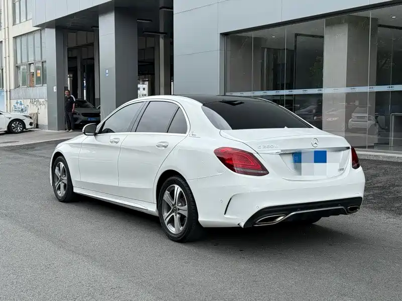 Mercedes-Benz C-Class 2019 — фото 8
