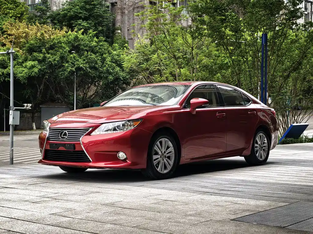 Lexus ES 2015