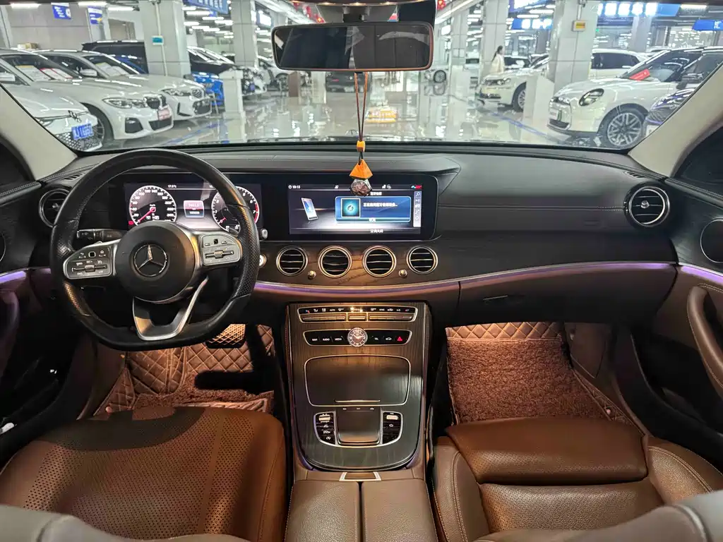 Mercedes-Benz E-Class 2020 — фото 6