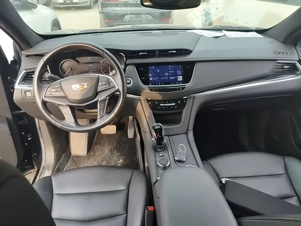 Cadillac XT5 2023 — фото 10