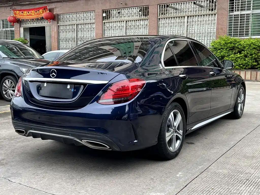 Mercedes-Benz C-Class 2019 — фото 22