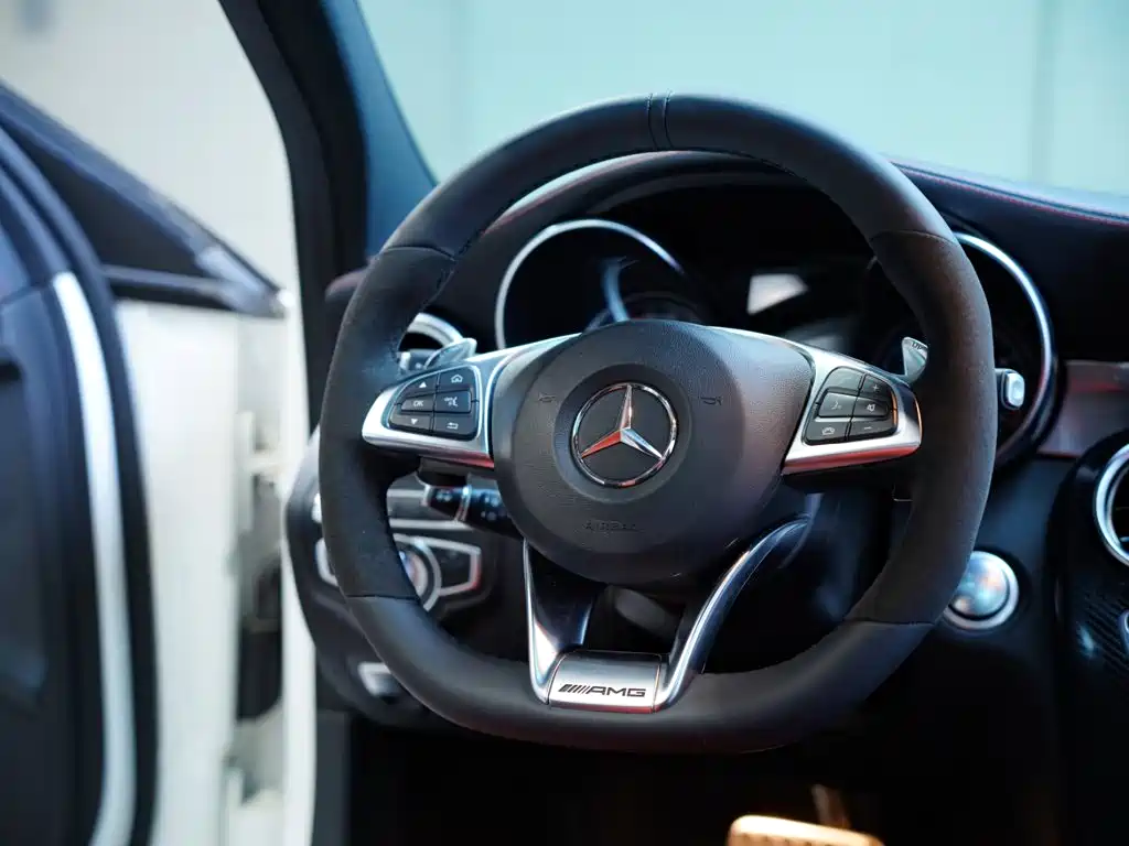 Mercedes-Benz C-Class AMG 2019 — фото 39