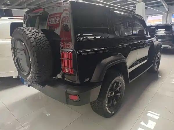 Tank 300 2023