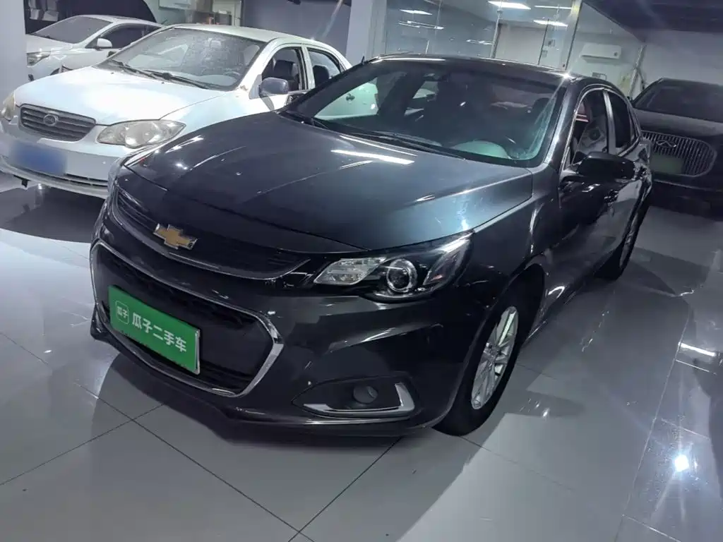 Chevrolet Malibu 2018 — фото 1