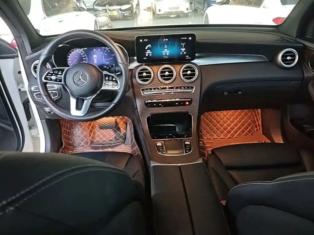 Mercedes-Benz GLC 2021 — фото 10