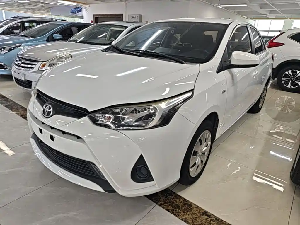 Toyota Yaris L 2019