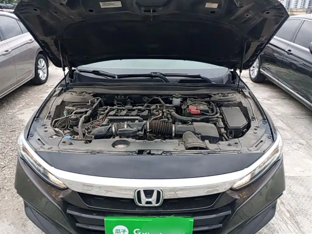 Honda Accord 2018 — фото 20