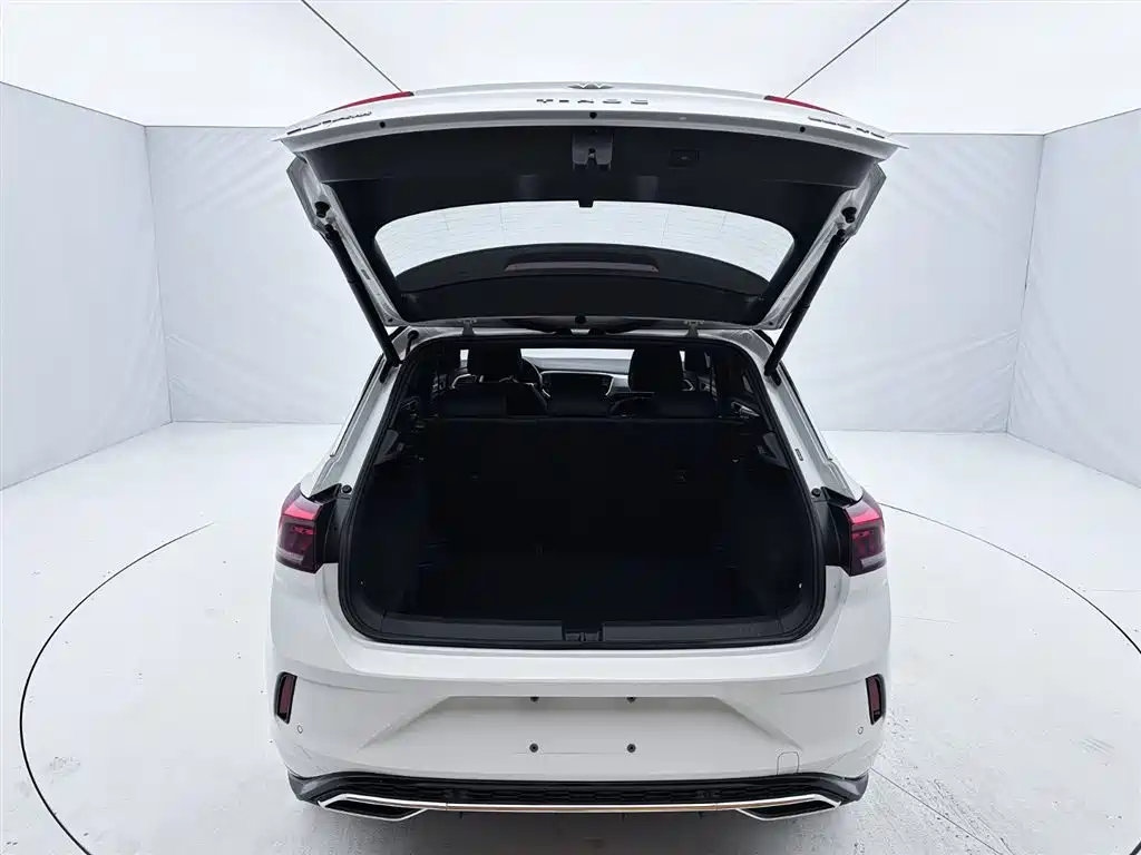 Volkswagen T-Roc 2021 — фото 8
