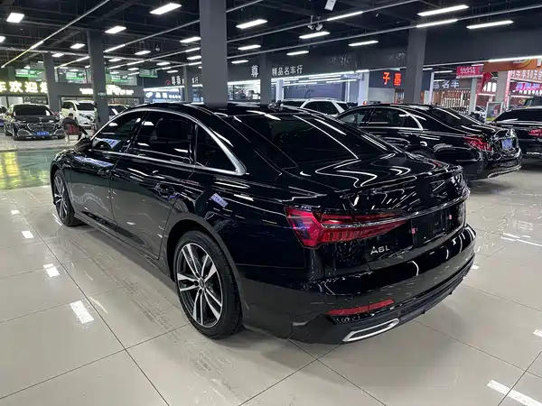 Audi A6L 2022
