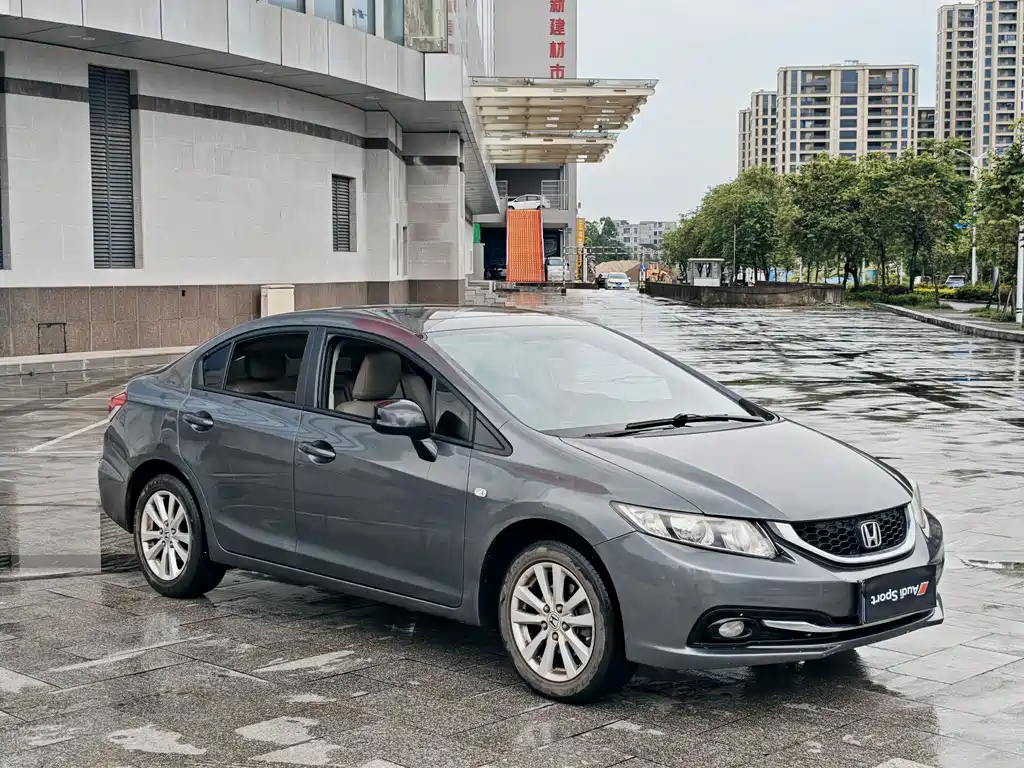 Honda Civic 2016 — фото 17