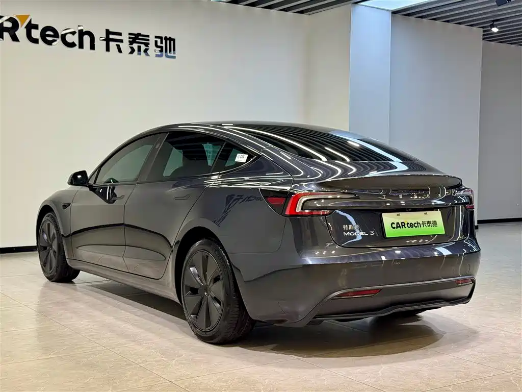 Tesla Model 3 2024 — фото 6