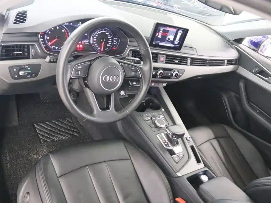 Audi A4L 2020 — фото 10