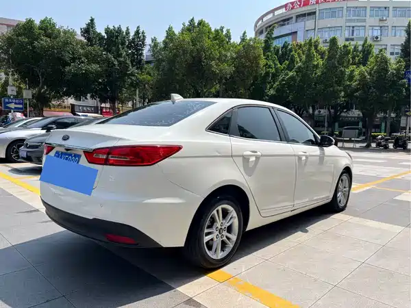 Ford Escort 2019