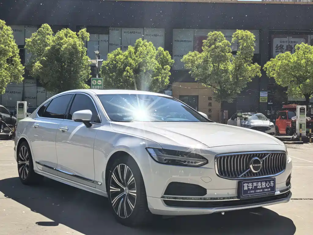 Volvo S90 2024 — фото 3