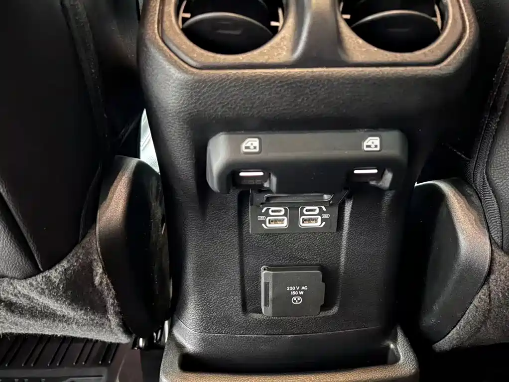 Jeep Wrangler 2021 — фото 14