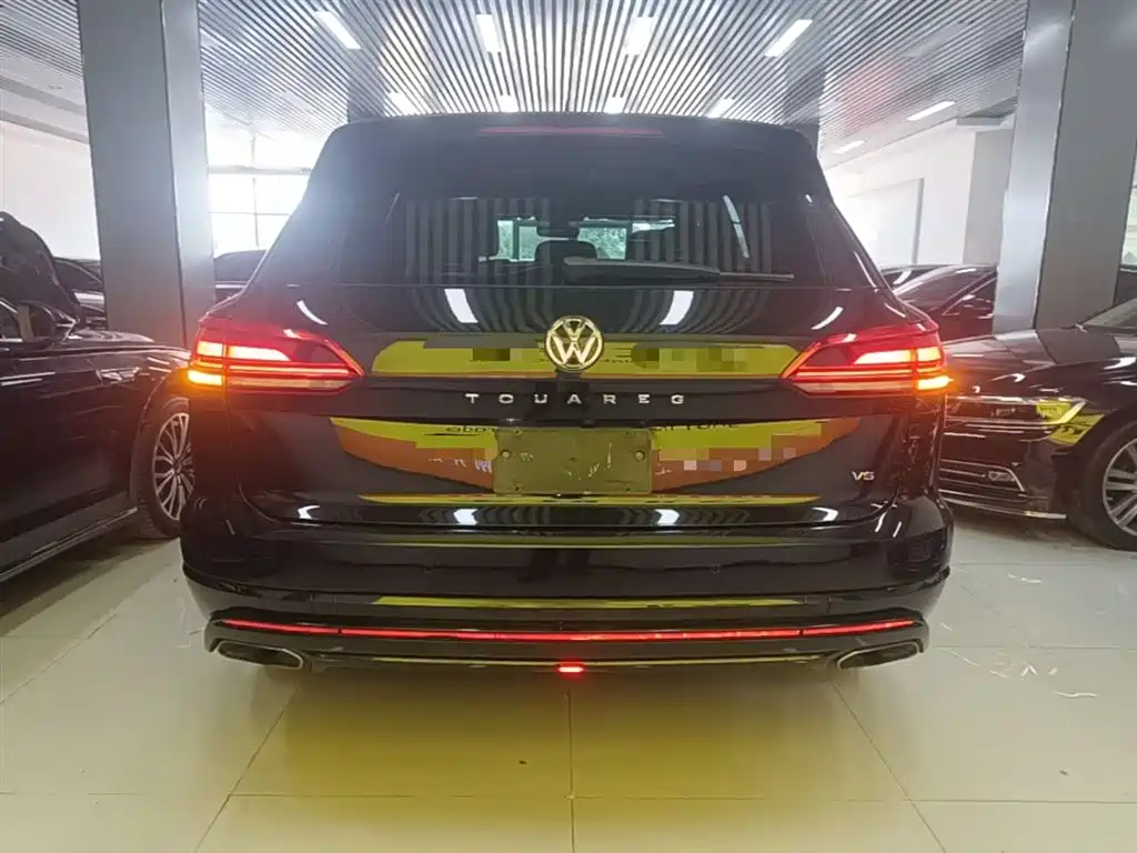 Volkswagen Touareg 2019 — фото 6