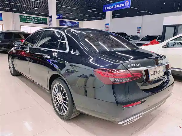 Mercedes-Benz E-Class 2021