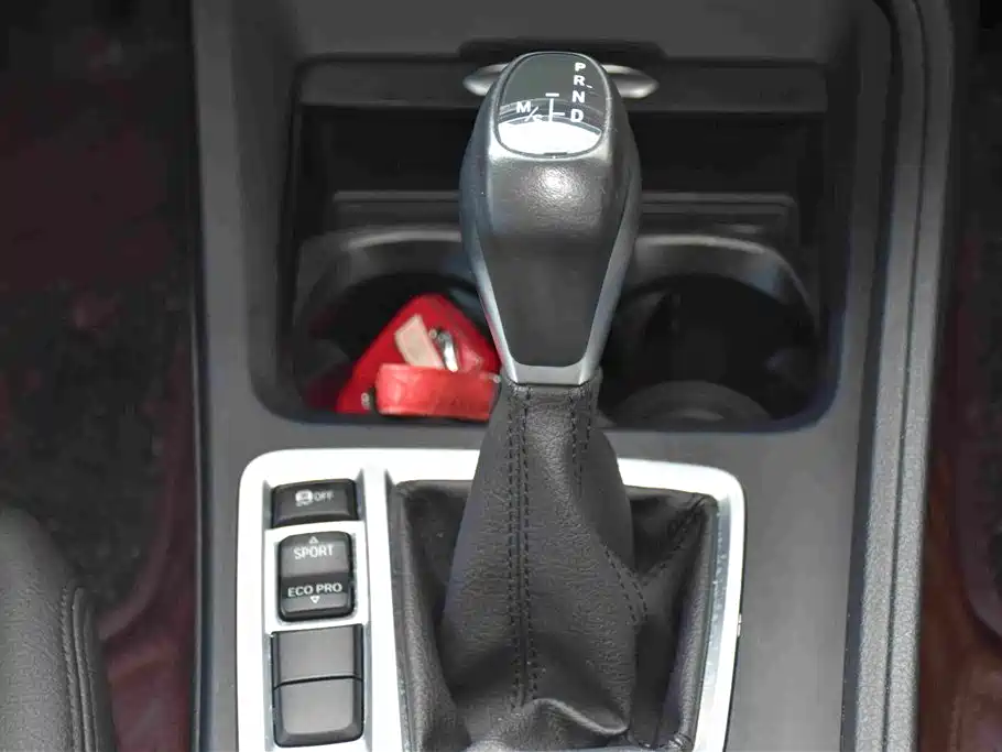BMW 1 Series 2020 — фото 13