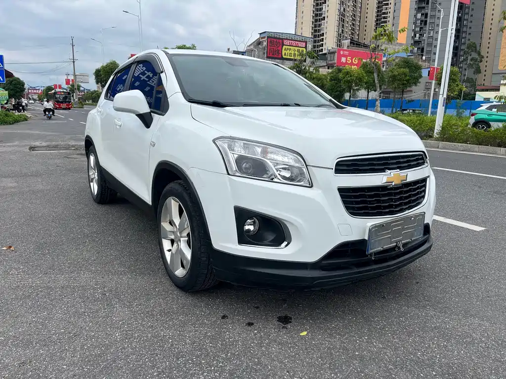 Chevrolet Trax 2014 — фото 9