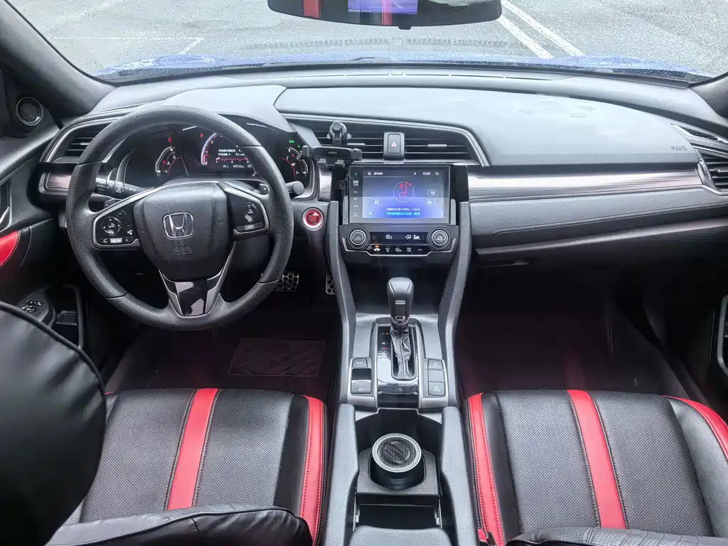 Honda Civic 2020 — фото 11