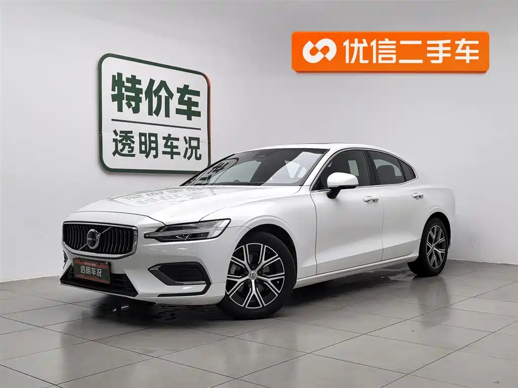 Volvo S60 2022