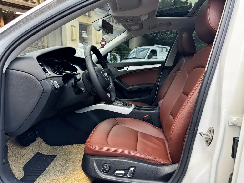 Audi A4L 2016