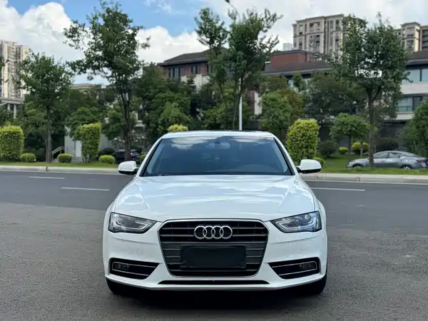 Audi A4L 2016