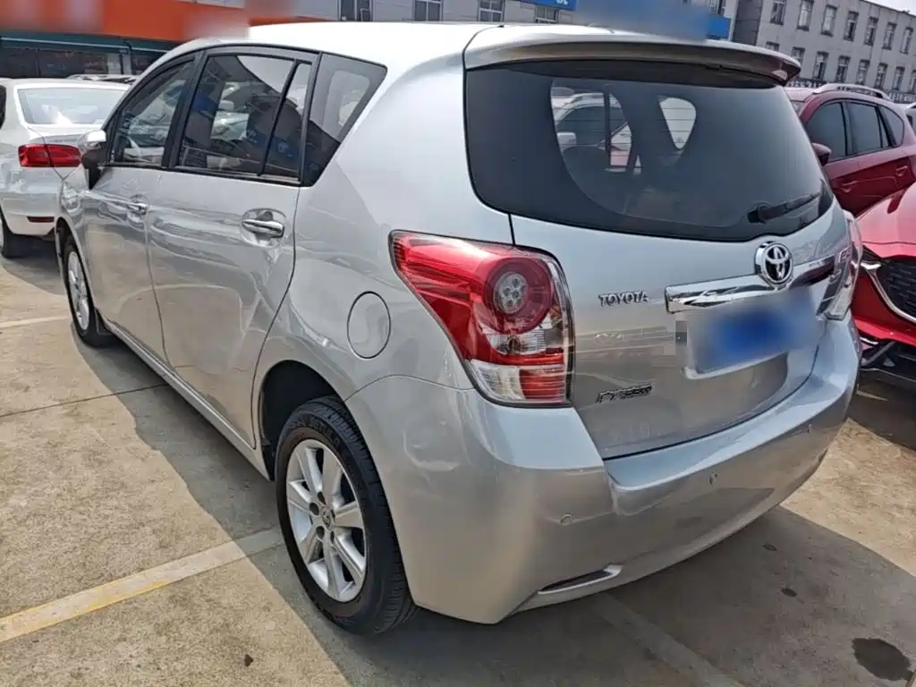 Toyota Verso 2015